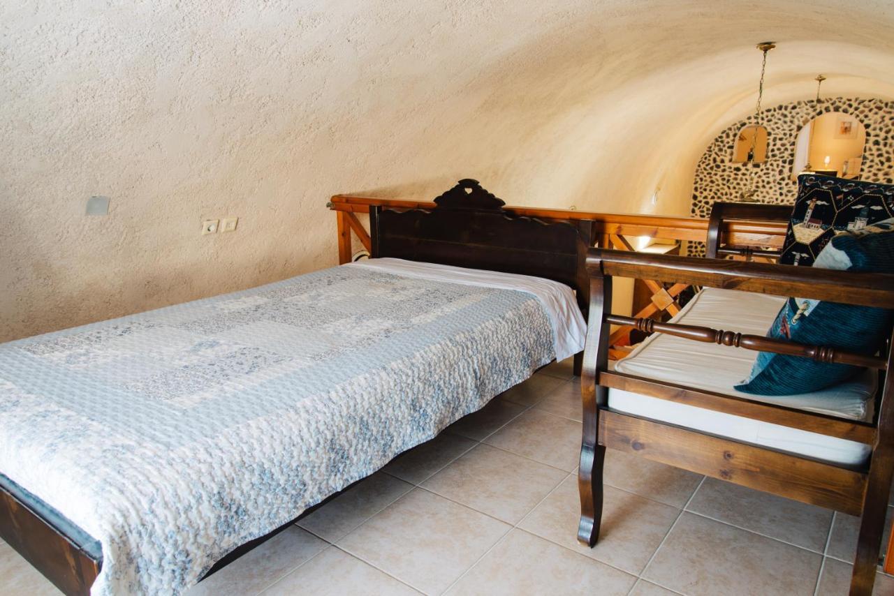 Canava Santino Cave Houses Mesariá Zimmer foto